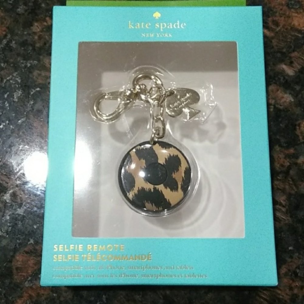 Kate Spade Selfie Button Remote